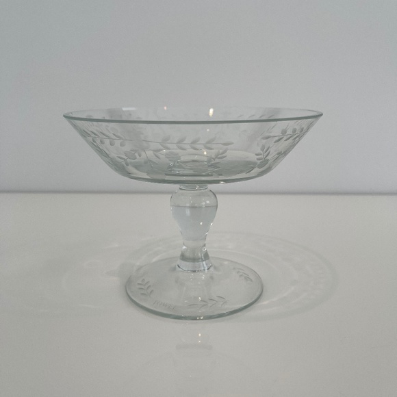 TOWLE CRYSTLE PEDISTAL BOWL NWOTS!